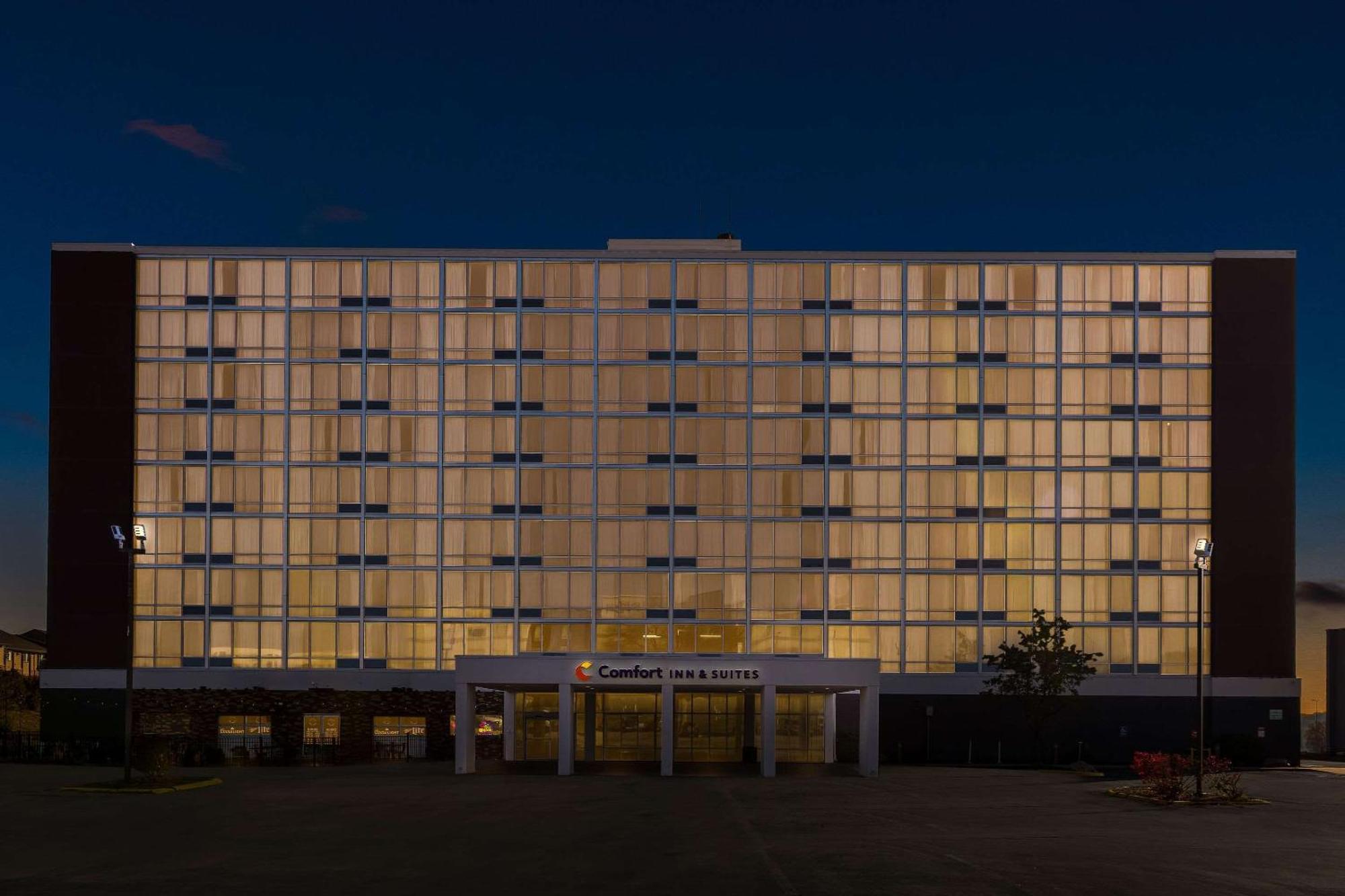 Comfort Inn & Suites Omaha Central Exterior foto