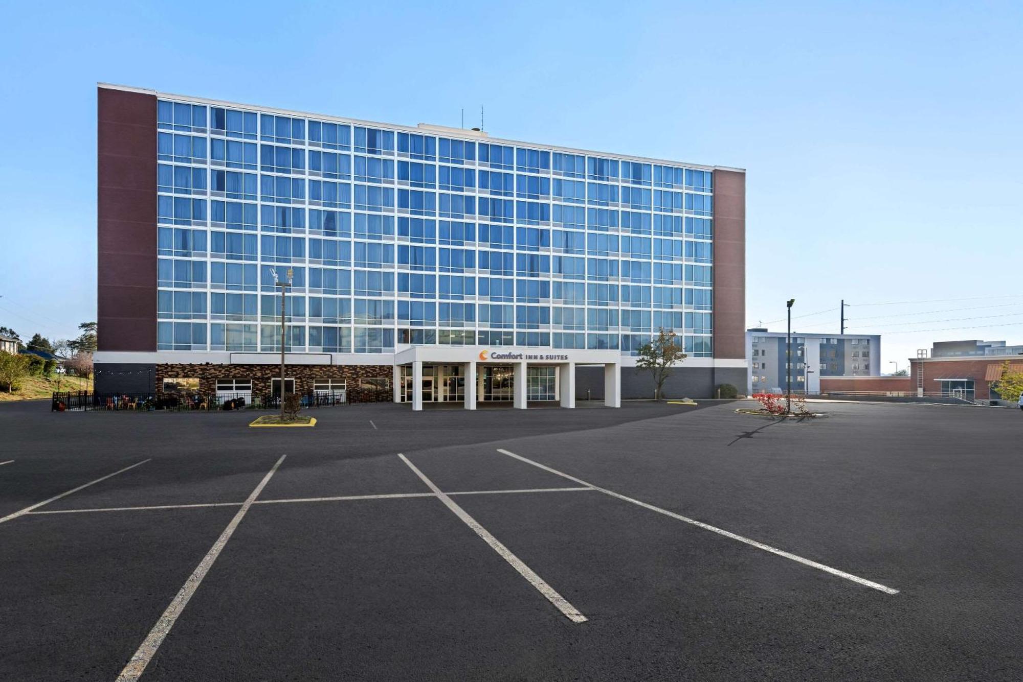 Comfort Inn & Suites Omaha Central Exterior foto